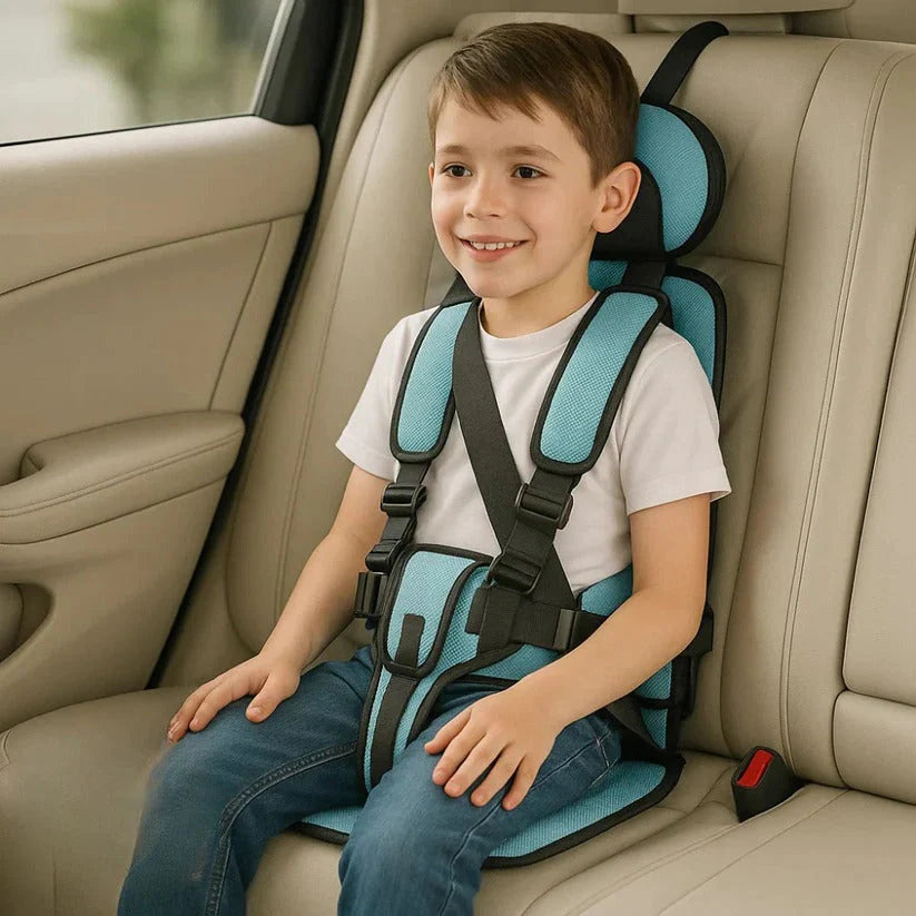 Portable Child Travel Seat with Five-Point Harness and Foldable Design